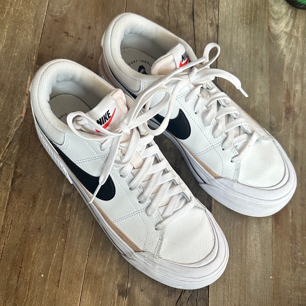 Women’s Nike White and Black Sneakers